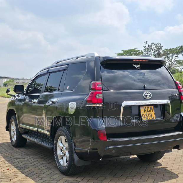 Toyota Land Cruiser Prado 2.7 i 2010 Black