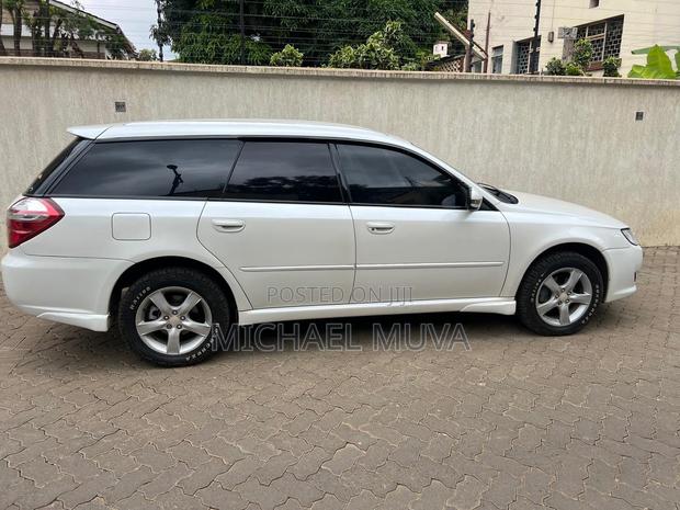 Subaru Legacy 2008 Pearl