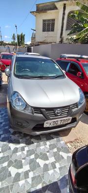 Nissan Advan 2017 Silver for sale