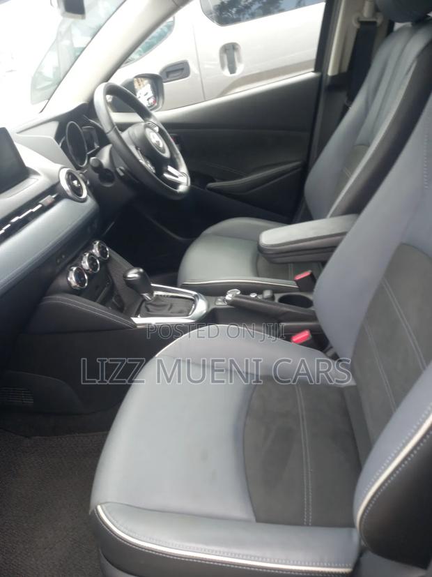 Mazda 2 2021 Gold
