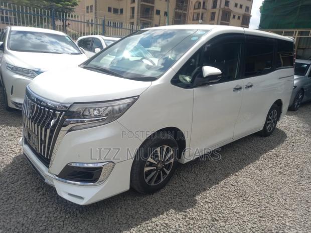 Toyota Esquire 2.0 AWD (7 seater) 2019 White