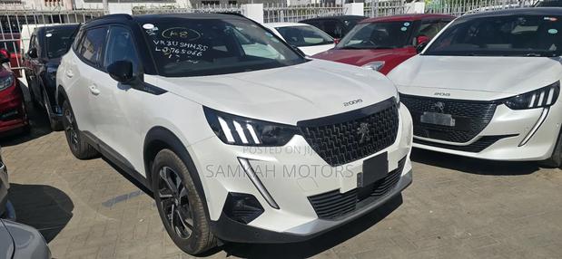 Peugeot 2008 2021 White