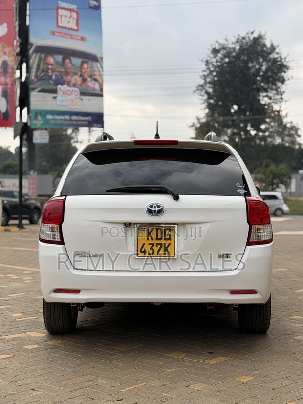 Toyota Corolla Fielder 2014 White
