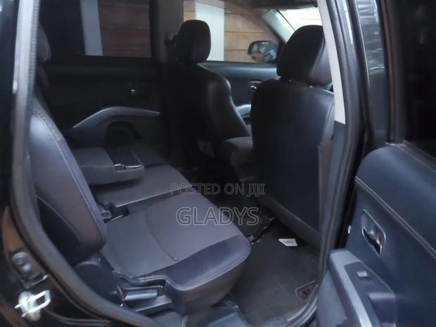 Mitsubishi Outlander 2012 Black