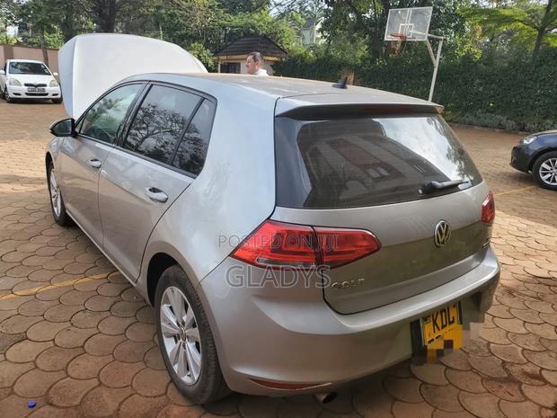Volkswagen Golf 2016 Silver