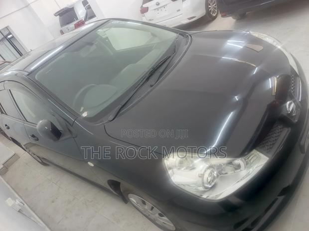 Nissan Wingroad 2019 Black