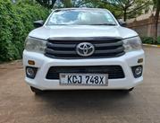 Toyota Hilux 2016 White for sale