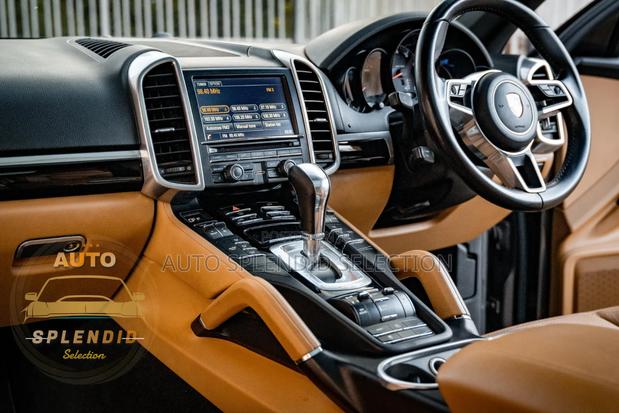 Porsche Cayenne S 4dr SUV AWD (3.6L 6cyl Turbo 8A) 2015 Brown