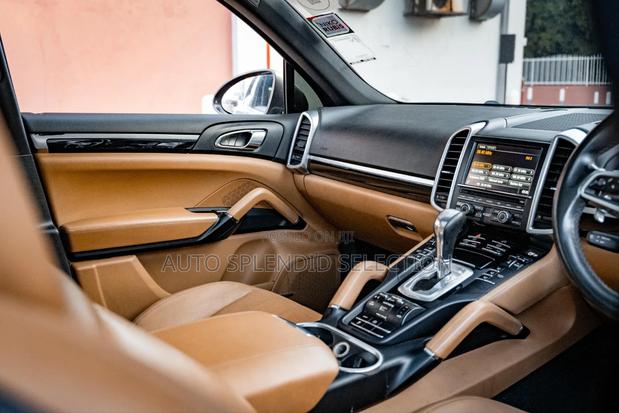 Porsche Cayenne S 4dr SUV AWD (3.6L 6cyl Turbo 8A) 2015 Brown