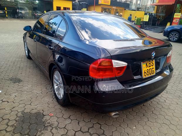 BMW 320i 2005 Blue