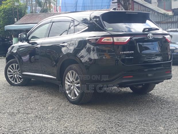 Toyota Harrier 2018