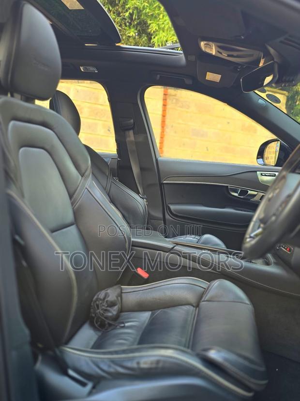 Volvo XC90 2020 Gray