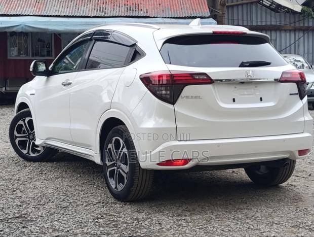 Honda Vezel 2019 Pearl