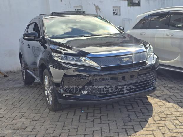 Toyota Harrier 2.0 2019
