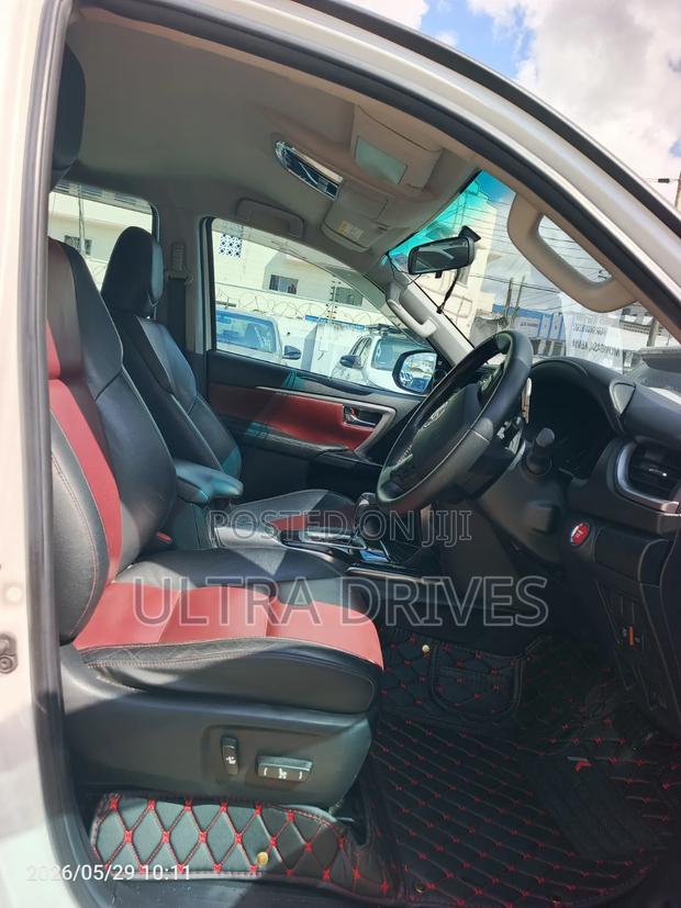 Toyota Fortuner 2019 White