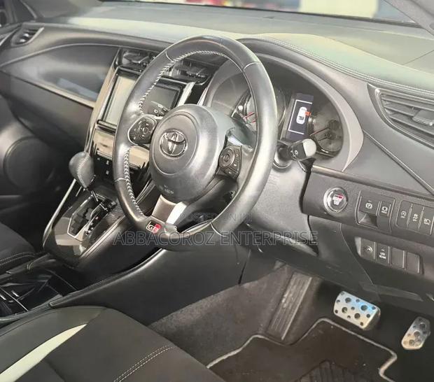 Toyota Harrier 2.0 Turbo GR Sport 2020 Black
