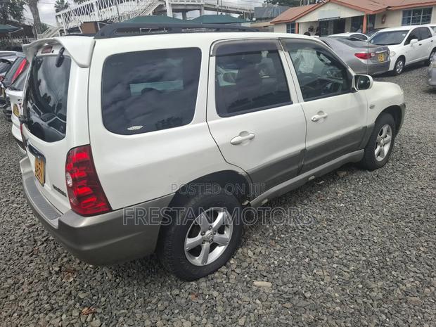 Mazda Tribute 2005 Pearl