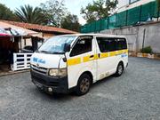 Toyota HiAce 2006 White for sale