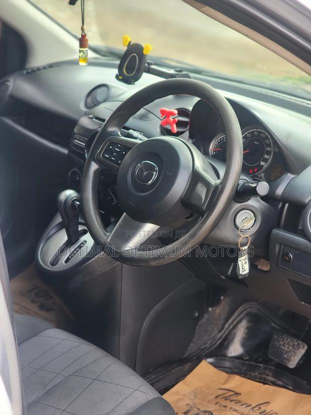 Mazda Demio 2014 Gray