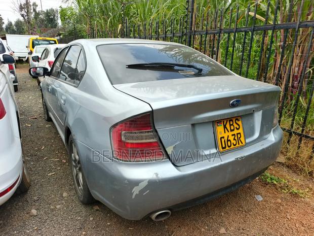 Subaru Legacy 2.0 Combi 2005 Silver