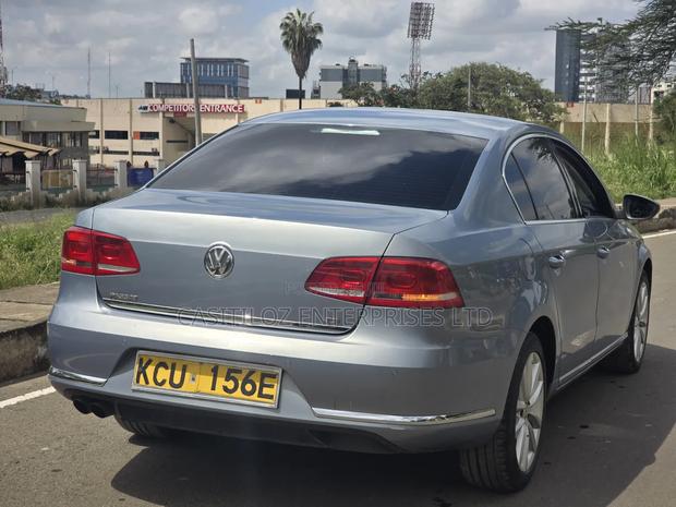 Volkswagen Passat 1.8 SE Sedan 2012 Gray