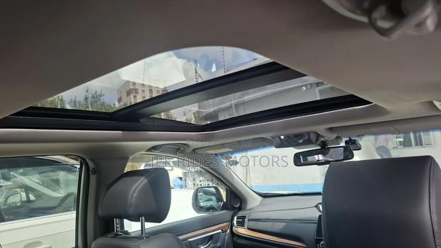 Honda CR-V 2019 White