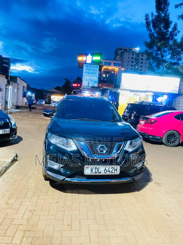 Nissan X-Trail 2015 Black