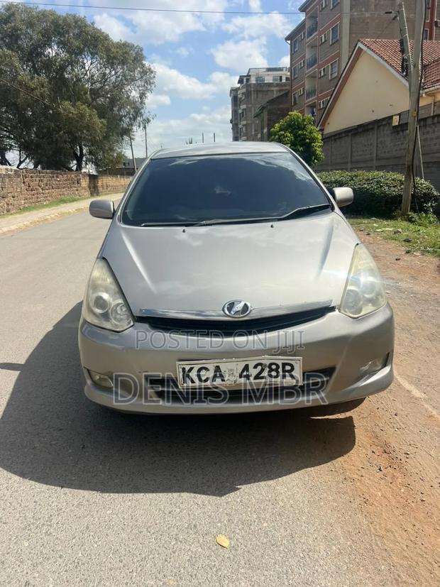Toyota Wish 2007 Beige