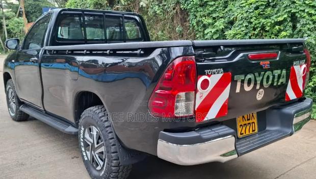 Toyota Hilux Revo Single Cab Deisel 2.4 RWD 2019 Gray