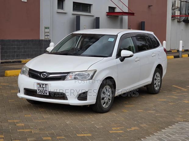 Toyota Corolla Fielder 2013 White