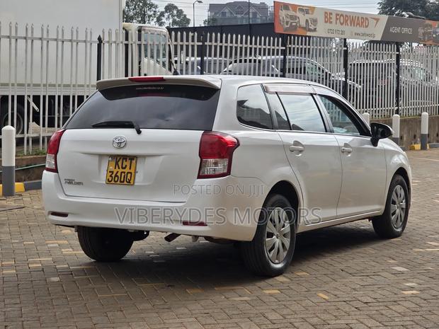 Toyota Corolla Fielder 2013 White