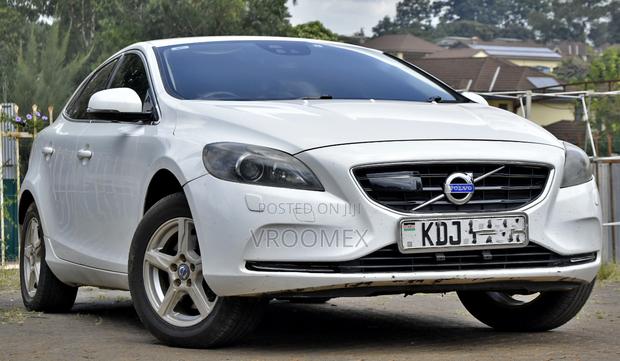 Volvo V40 2015 White