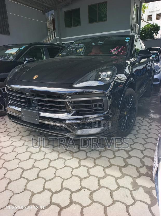 Porsche Cayenne 2020 Black