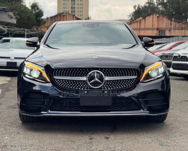 Mercedes-Benz C200 2019 Black