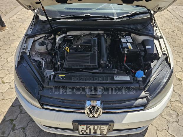 Volkswagen Golf 2014 White