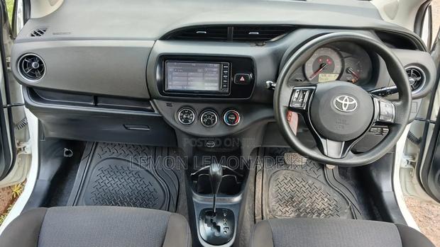 Toyota Vitz 1.0 FWD 5dr 2016 White