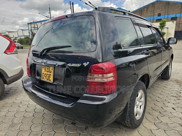 Toyota Kluger 2005 Black
