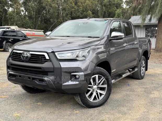 Toyota Hilux 2.4 Diesel 2020 Gray