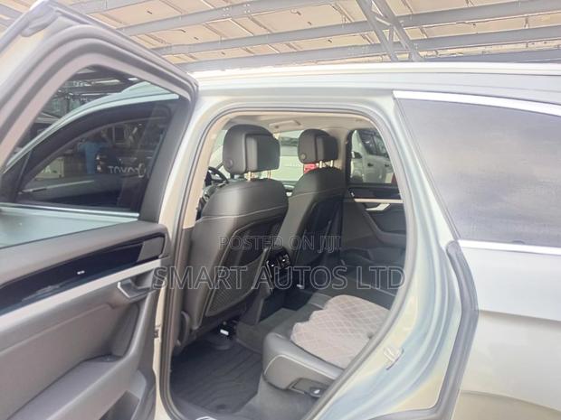 Volkswagen Touareg 2023 Silver
