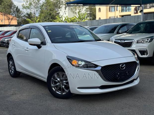 Mazda 2 2020 White
