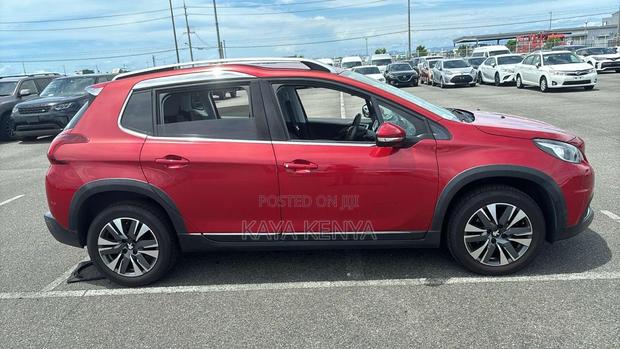 Peugeot 2008 2018 Red