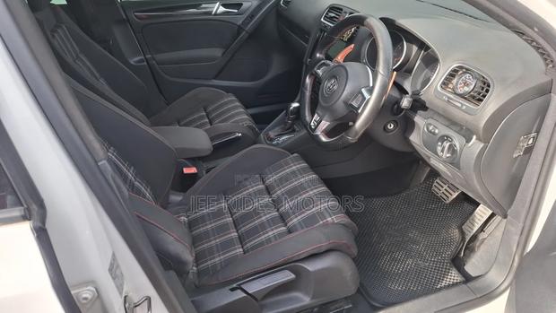 Volkswagen Golf 2012 White