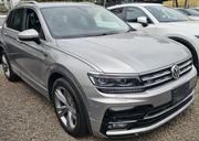 Volkswagen Tiguan 2018 Gold for sale