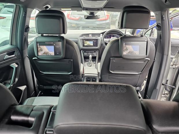 Volkswagen Tiguan 2018 Gold