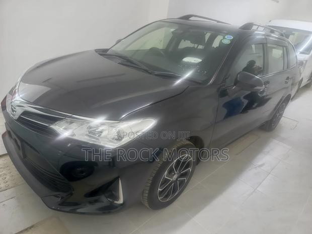 Toyota Corolla Fielder 2019 Black