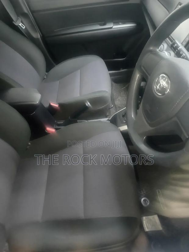 Toyota Corolla Fielder 2019 Black
