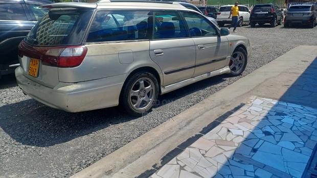 Subaru Legacy Wagon 1999 Silver