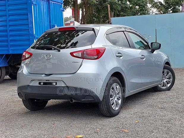 Mazda Demio 2019 Silver
