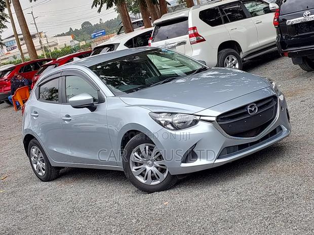 Mazda Demio 2019 Silver