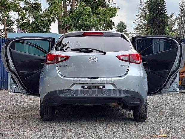 Mazda Demio 2019 Silver
